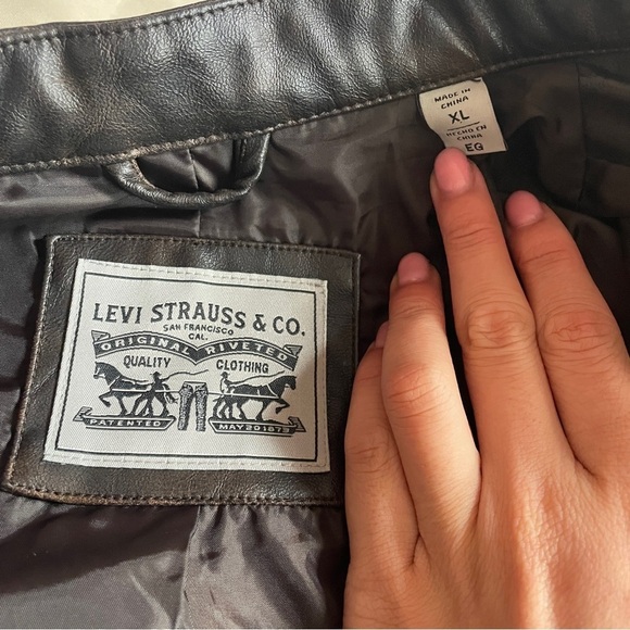 Levis- Classic Vintage Style Faux Leather Moto Racer Jacket Size XL Brown - Picture 11 of 12